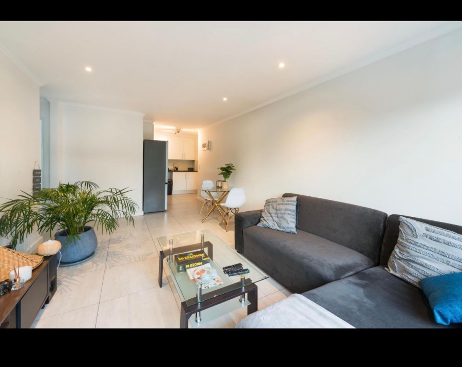 To Let 2 Bedroom Property for Rent in Kenilworth Western Cape